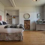 2 Bed In Over Sands Oc-lcc01