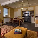 2 Bed In Over Sands Oc-lcc01 Апартаменты *