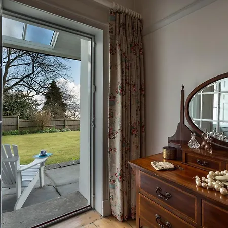 2 Bed In Over Sands Lcc01 Grange-over-Sands