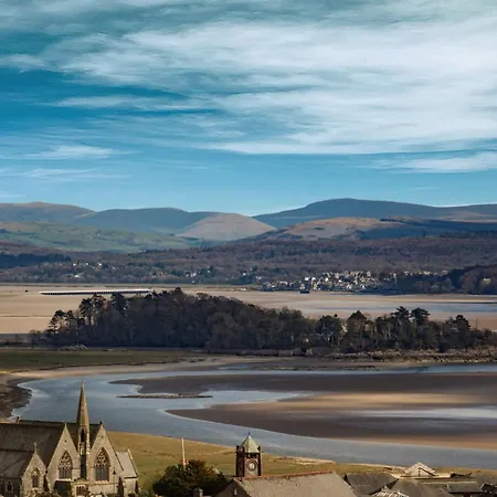 2 Bed In Over Sands Lcc01 *