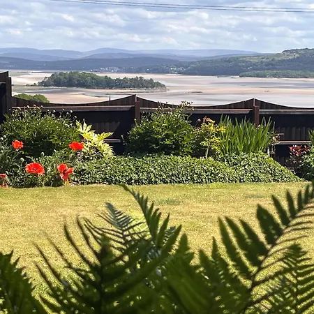 2 Bed In Over Sands Lcc01 Ferienhaus