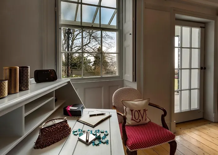 2 Bed In Over Sands Oc-lcc01 דירה Grange-over-Sands