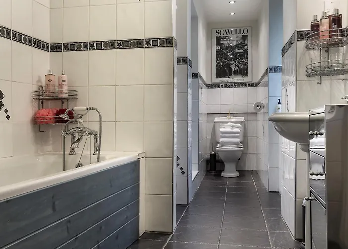 2 Bed In Over Sands Oc-lcc01 דירה